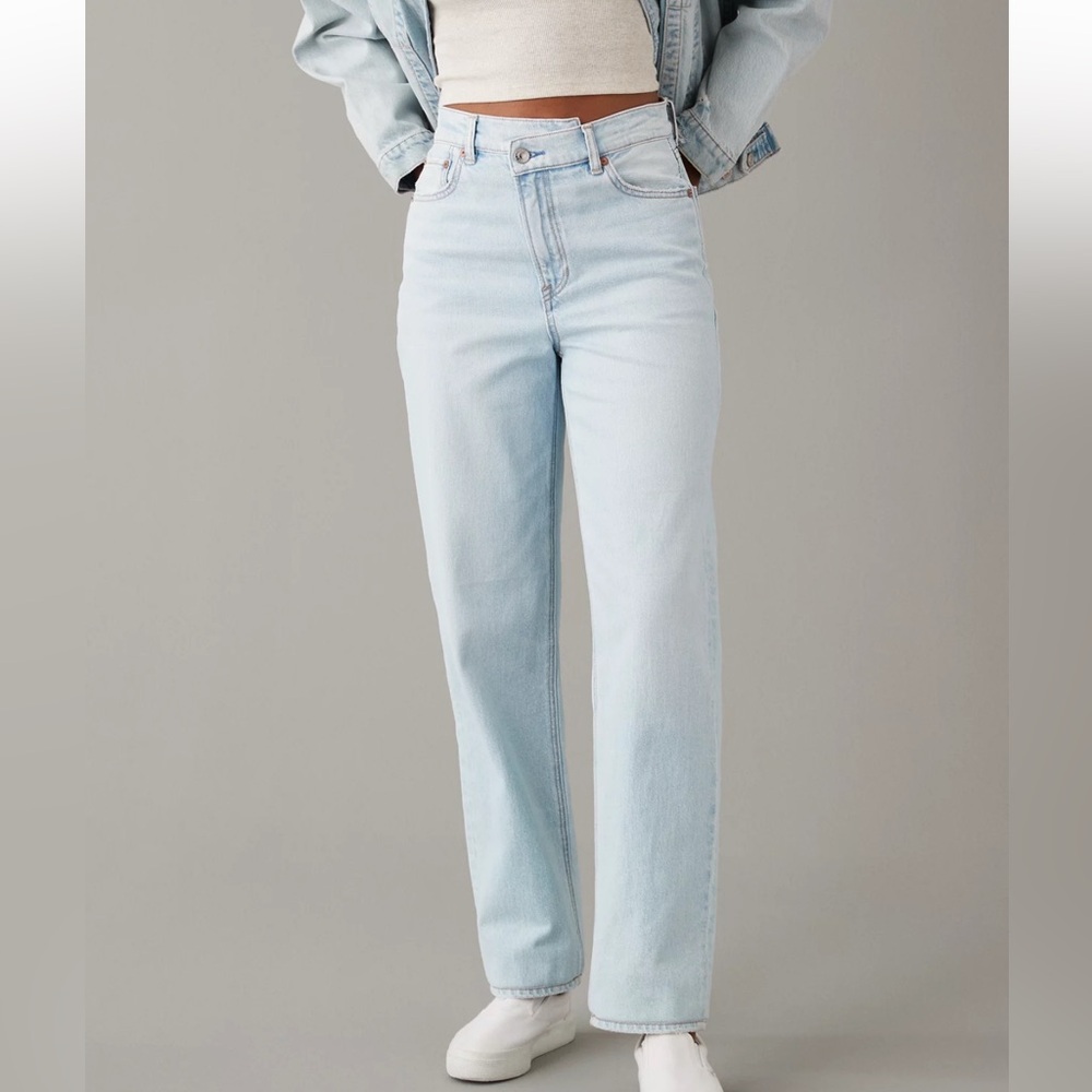 American Eagle High Rise Strigid Baggy Straight Jeans
